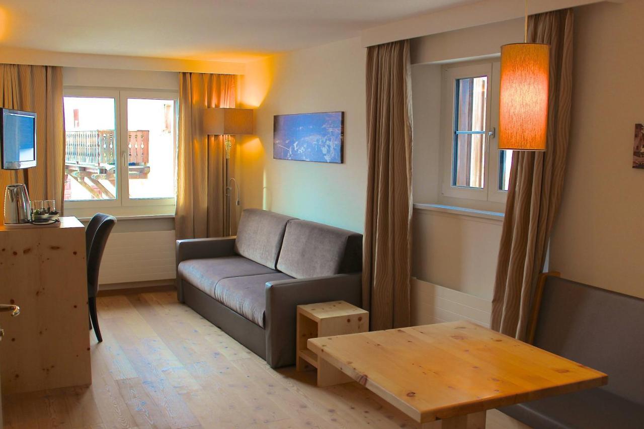 Hotel Conrad Scuol Room photo
